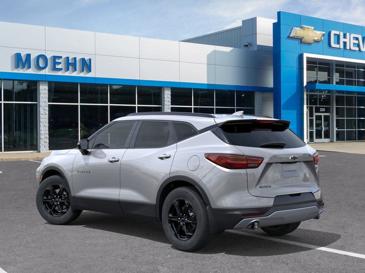 New 2026 Chevrolet Blazer LT w/ Sound & Technology Package FWD image 3