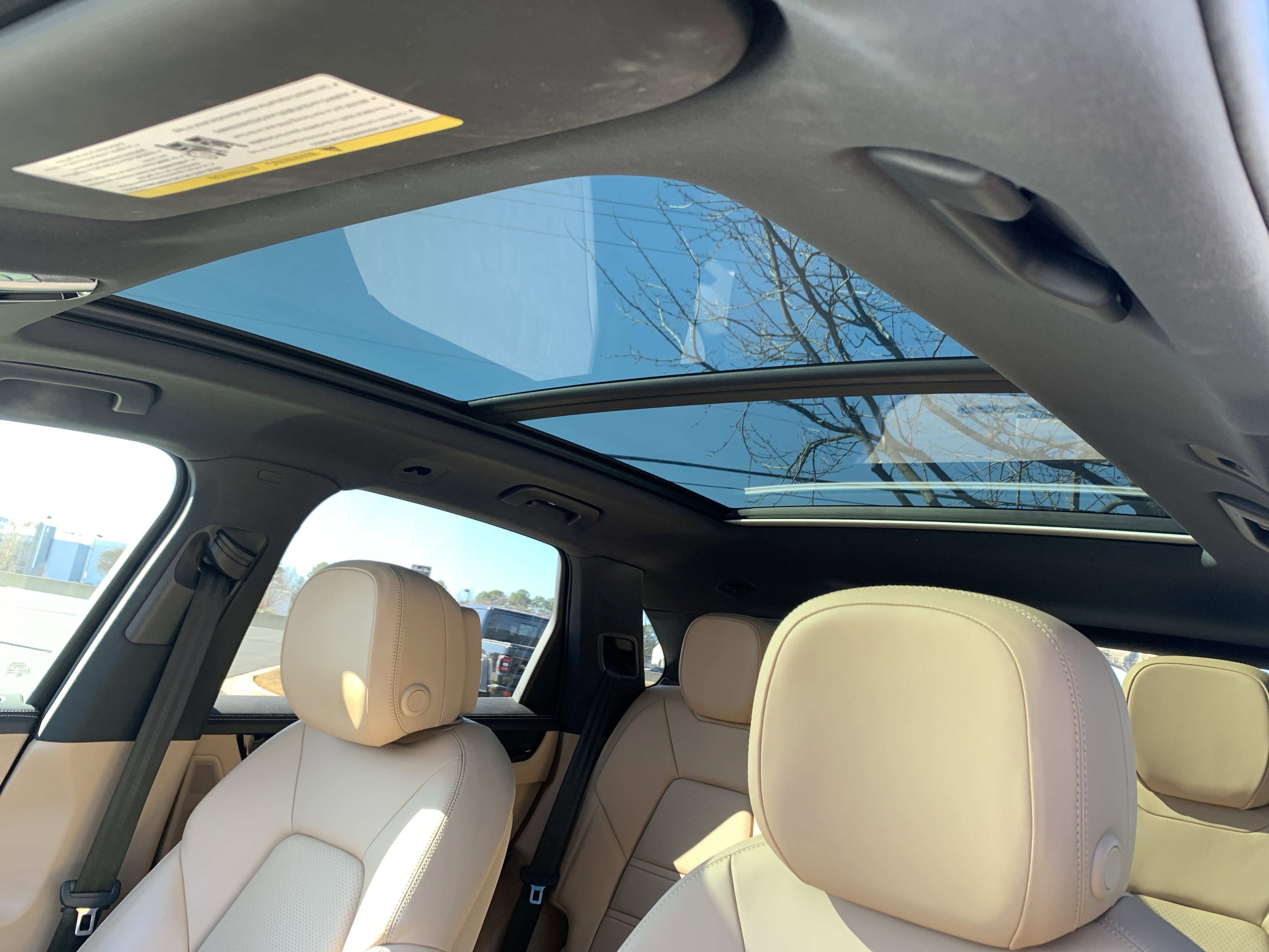 Used 2020 Porsche Cayenne image 28