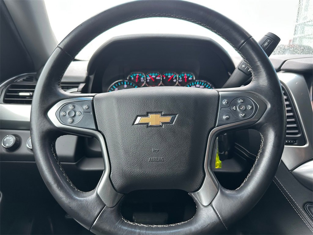 Used 2016 Chevrolet Suburban LT image 24