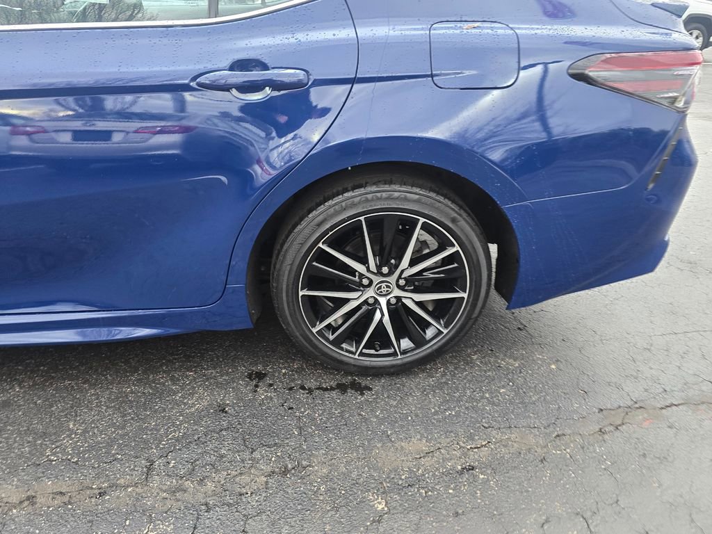 Certified 2024 Toyota Camry SE w/ Cold Weather Package FWD image 4