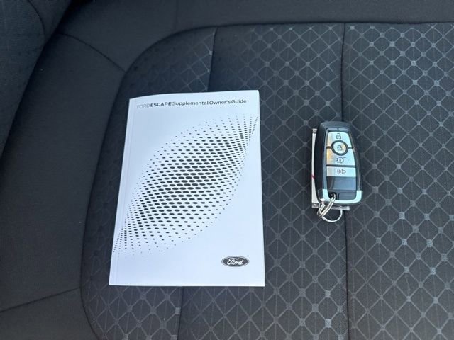 Used 2025 Ford Escape Active image 16