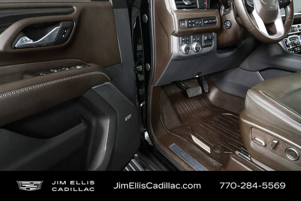 Used 2021 GMC Yukon Denali w/ Denali Ultimate Package image 8