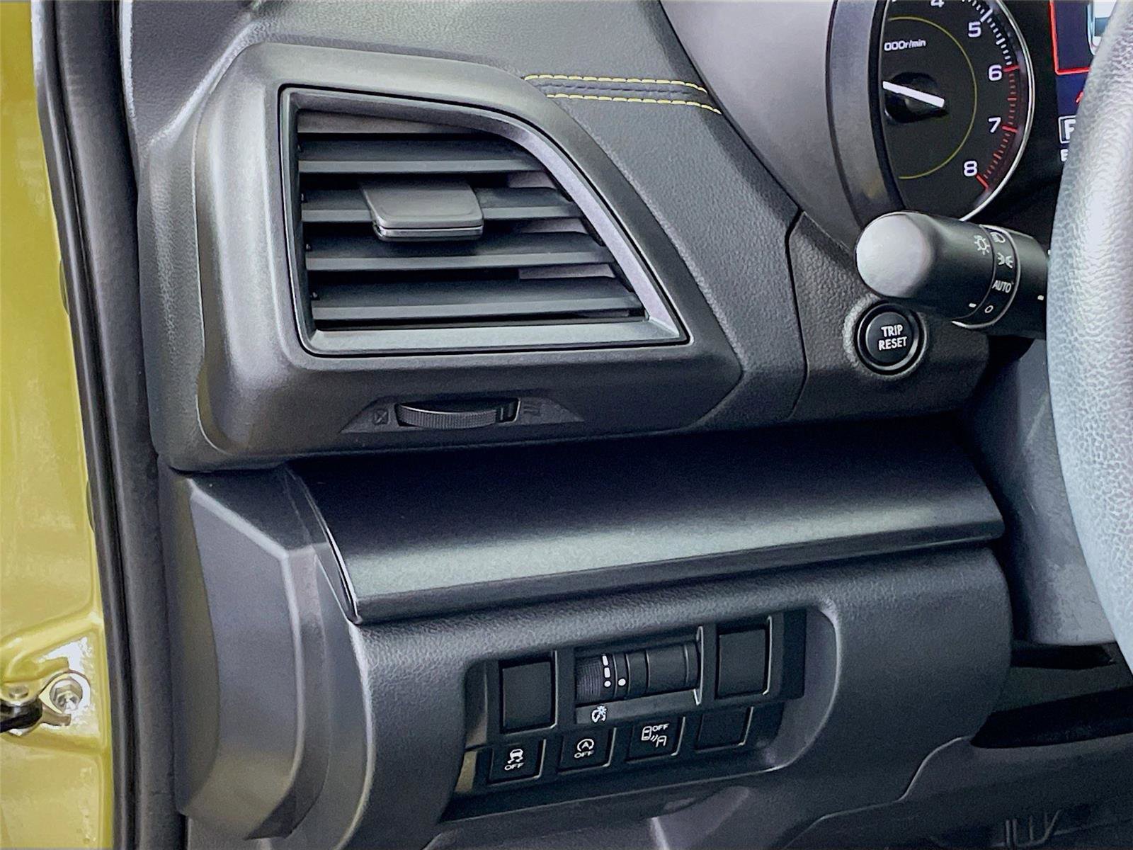 Used 2021 Subaru Crosstrek 2.5i Sport w/ Moonroof Package image 15