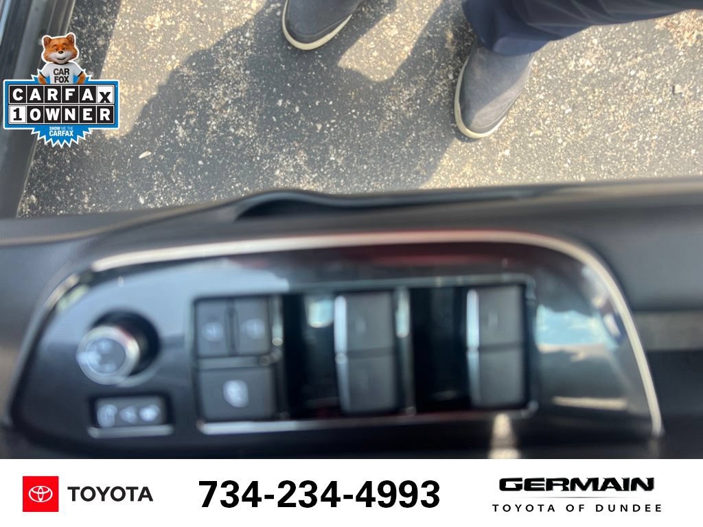 Used 2025 Toyota Crown Signia AWD/4WD image 20