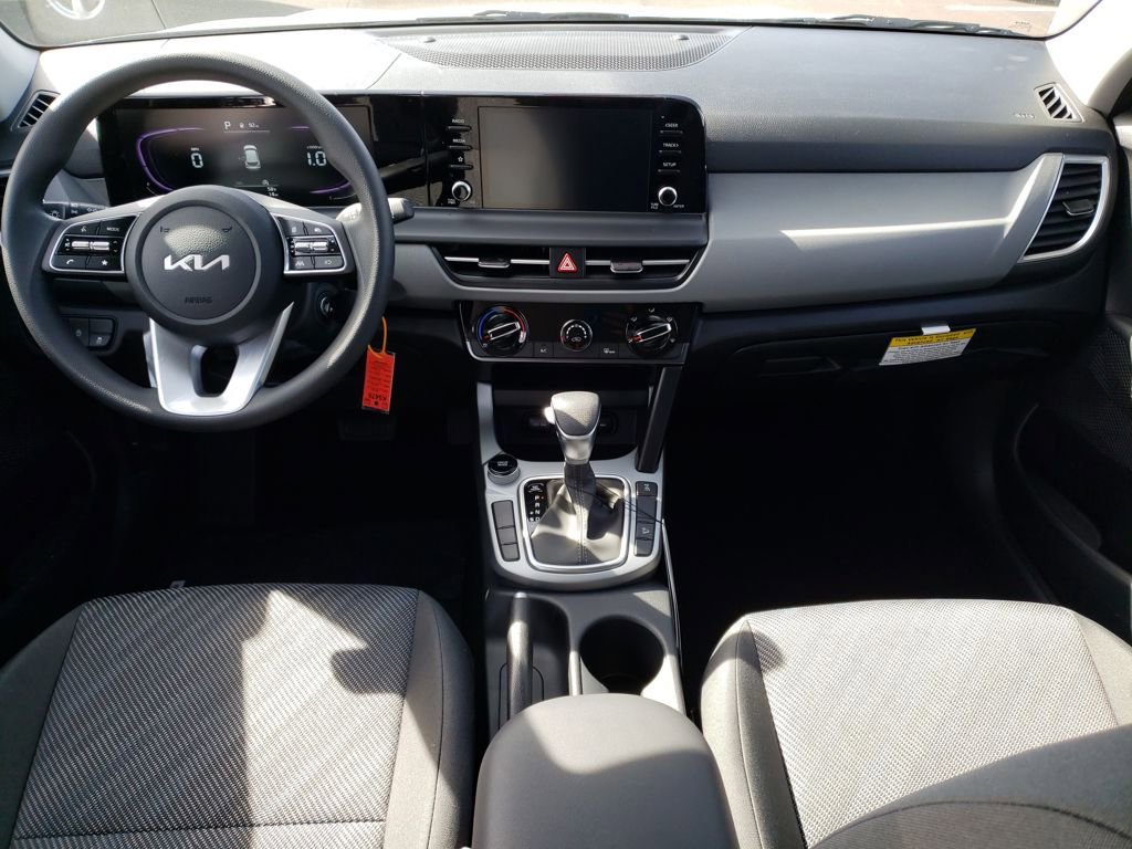 New 2026 Kia Seltos LX image 10