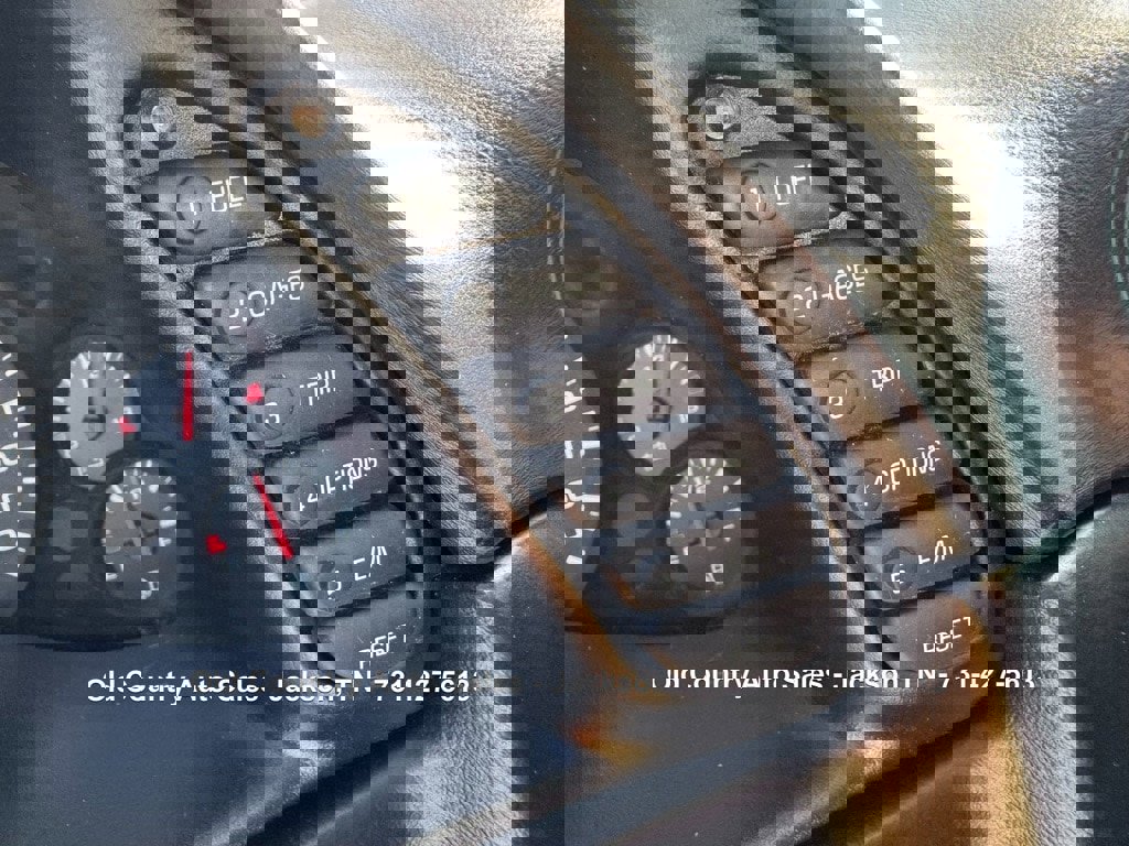 Used 2003 Chevrolet Corvette Convertible w/ Preferred Equipment Group1 image 18