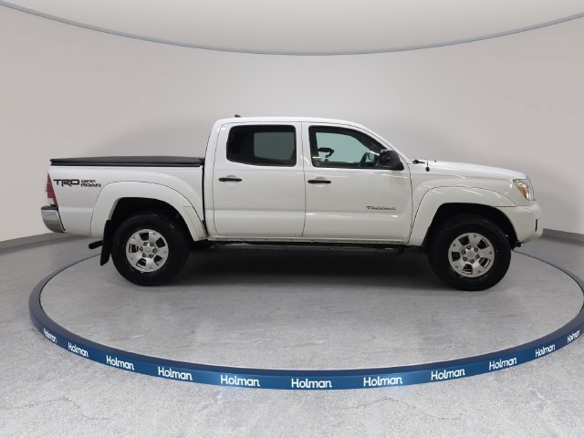 Used 2015 Toyota Tacoma 4x4 Double Cab w/ TRD Off-Road Package image 5