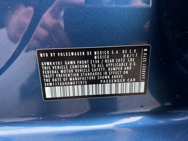 Used 2017 Volkswagen Golf Wolfsburg Edition image 20