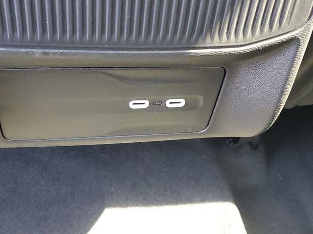 New 2026 Jeep Cherokee Limited AWD/4WD image 12