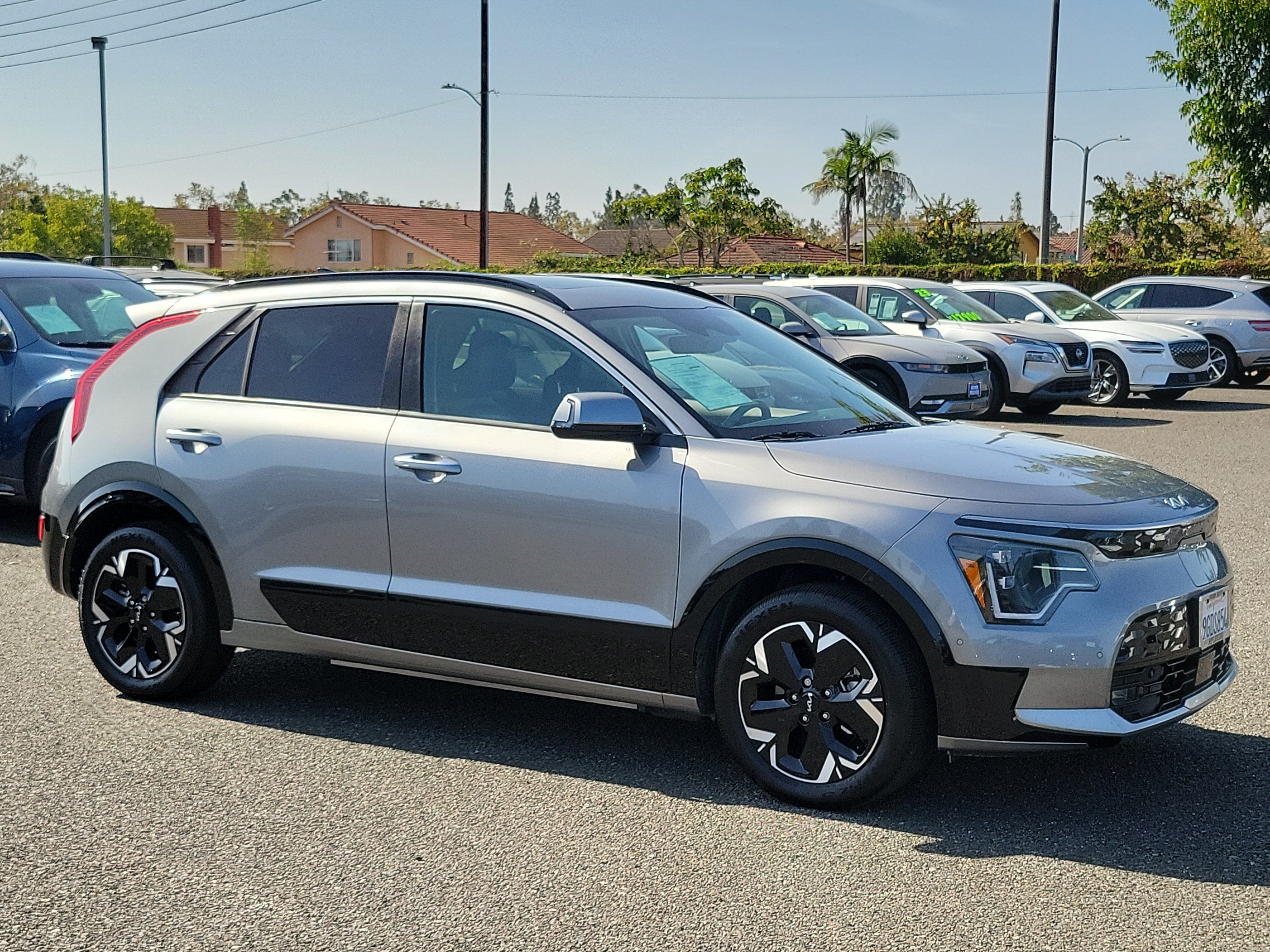 Used 2023 Kia Niro Wave FWD image 27