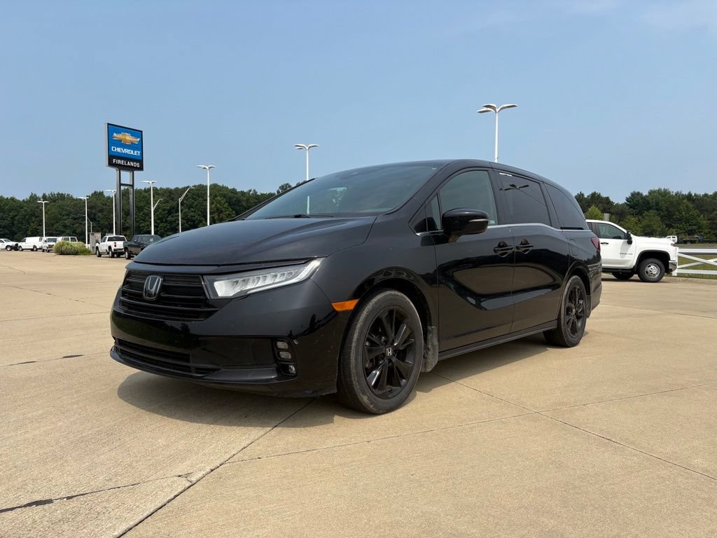 Used 2023 Honda Odyssey Sport image 1