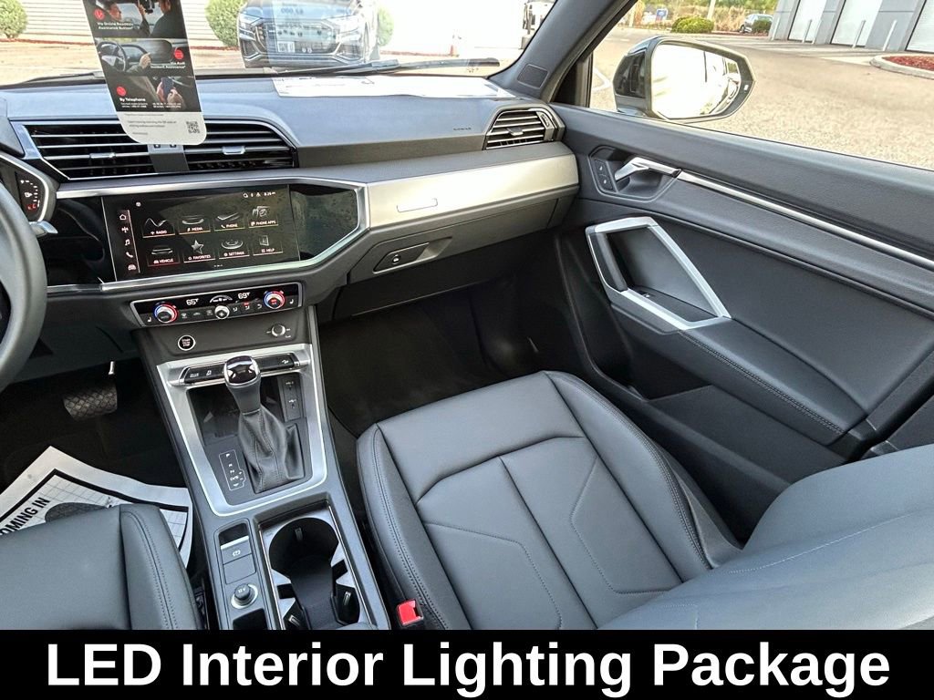 New 2025 Audi Q3 2.0T Premium w/ Convenience Package AWD/4WD image 12