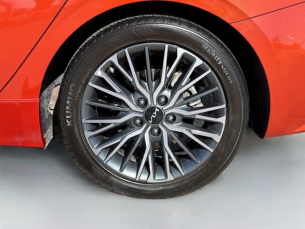 Used 2023 Kia Forte GT-Line w/ GT-Line Premium Package image 31