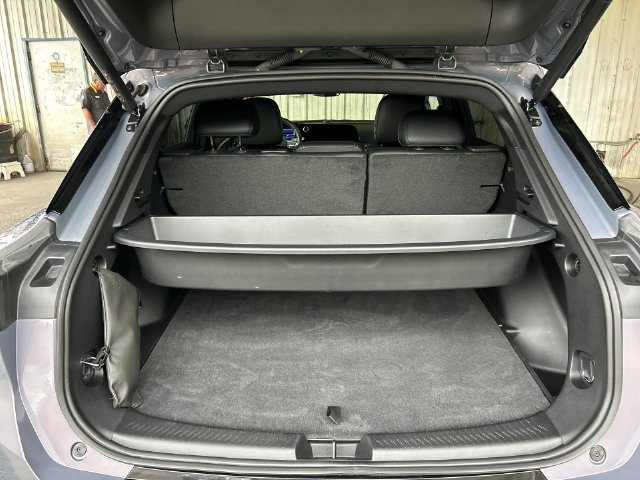 Used 2024 Chevrolet Equinox EV LT w/ LPO, Blackout Package FWD image 24