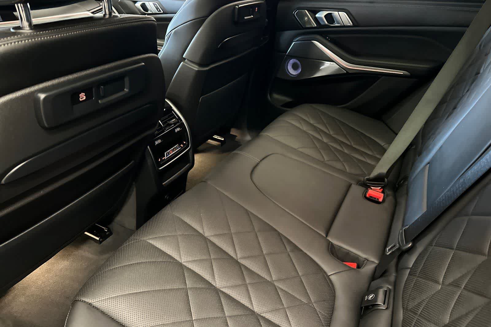 Used 2023 BMW X5 M50i w/ Executive Package AWD/4WD image 4