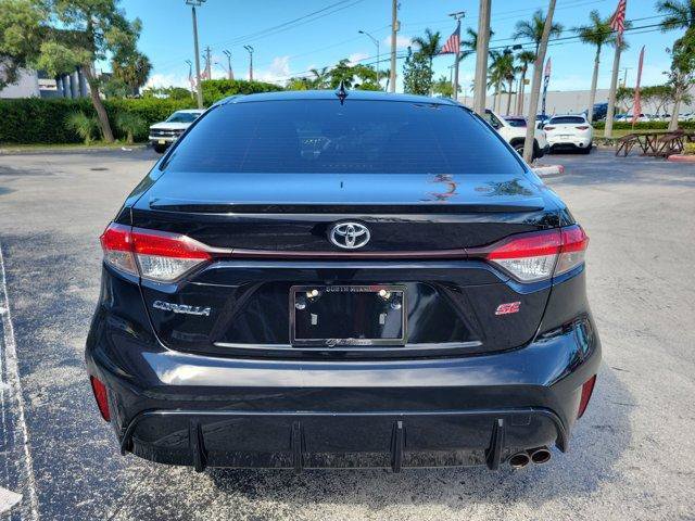Used 2024 Toyota Corolla SE w/ SE Premium Package FWD image 6