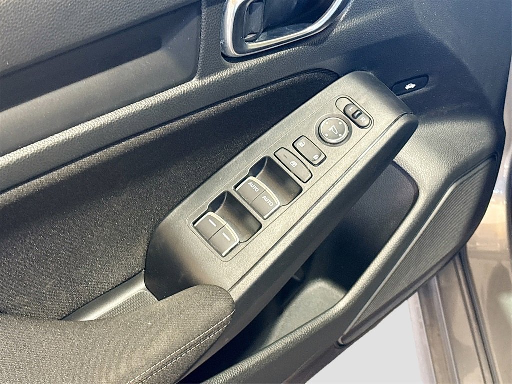 Used 2025 Honda Civic Sport image 17
