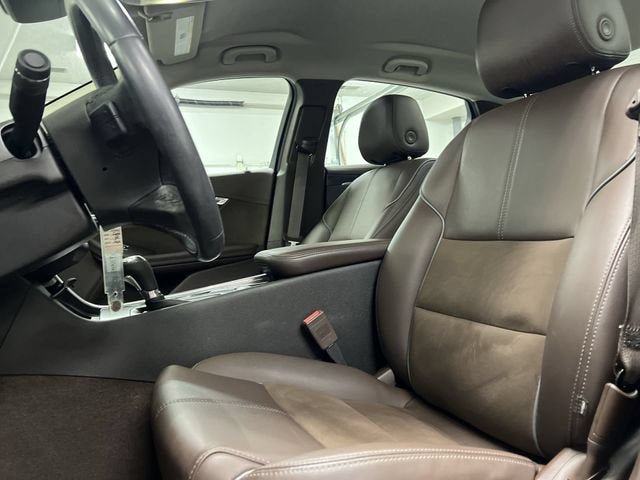 Certified 2015 Chevrolet Impala LT w/ Convenience Package FWD image 18