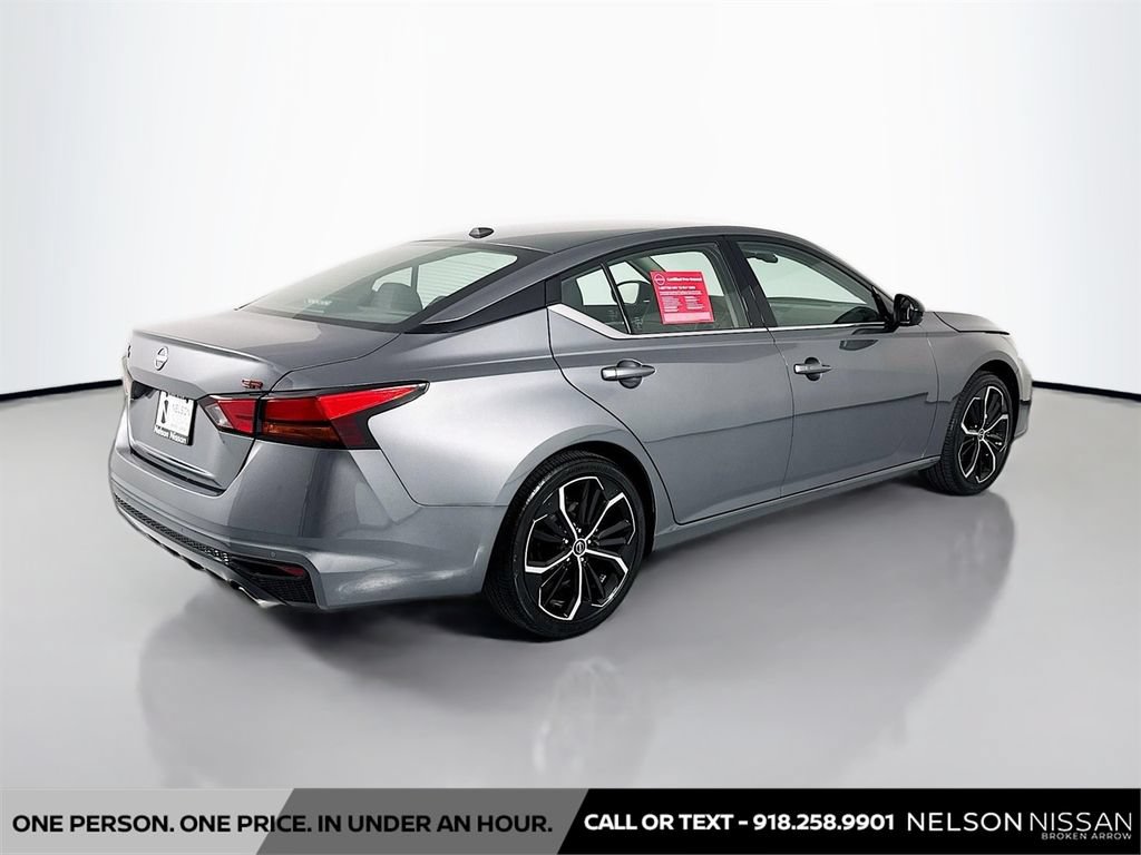 Certified 2025 Nissan Altima 2.5 SR FWD image 5