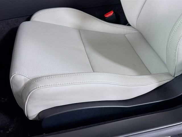 Used 2024 Jaguar F-TYPE R-Dynamic image 21