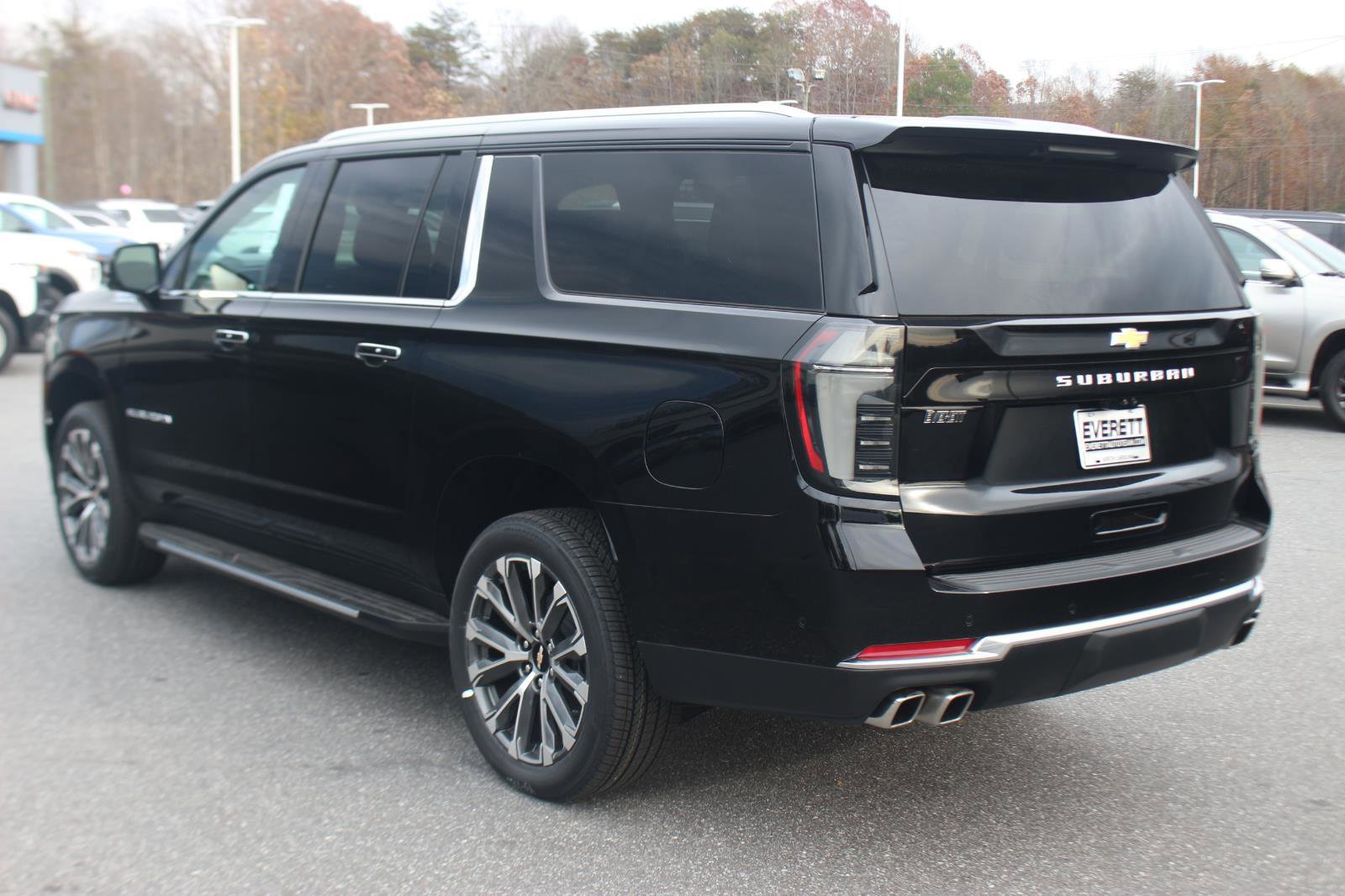 New 2026 Chevrolet Suburban High Country w/ Sun And Tow Package image 5