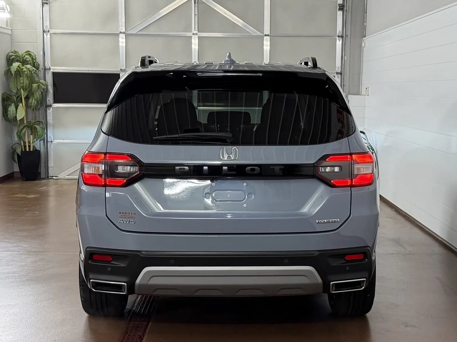 Used 2023 Honda Pilot Touring image 4