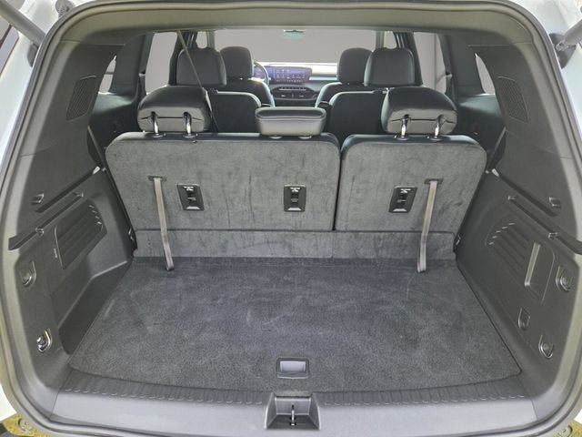 Certified 2026 Buick Enclave Sport Touring FWD image 17