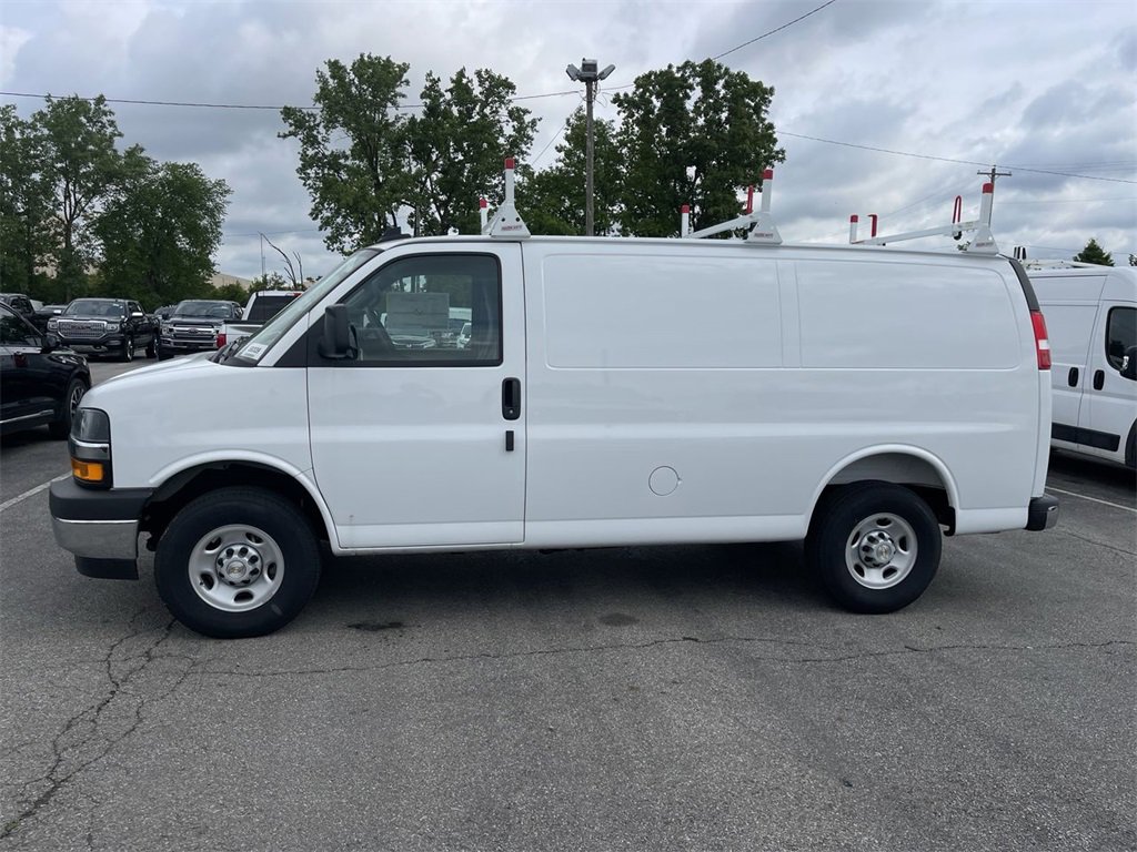 New 2025 Chevrolet Express 2500 w/ Driver Convenience Package image 3
