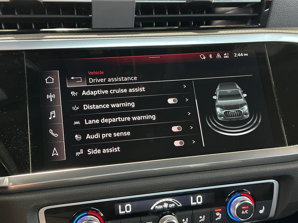 Used 2023 Audi Q3 2.0T Premium Plus w/ Premium Plus Package AWD/4WD image 5