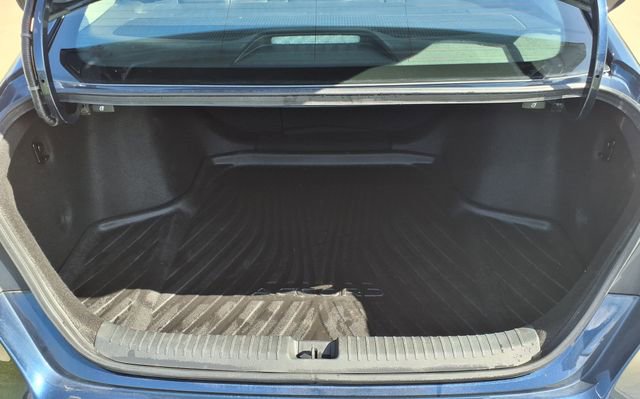 Used 2024 Honda Accord EX-L image 11