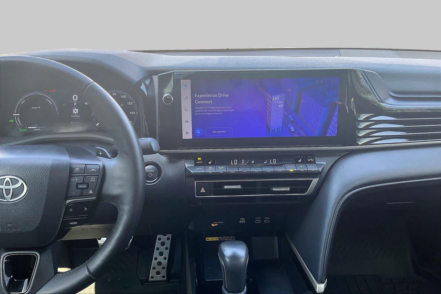 Used 2025 Toyota Camry XSE FWD image 7