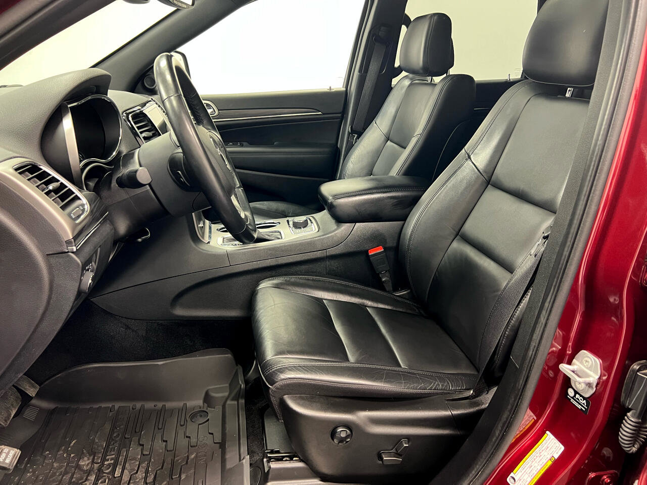 Used 2022 Jeep Grand Cherokee Limited image 4