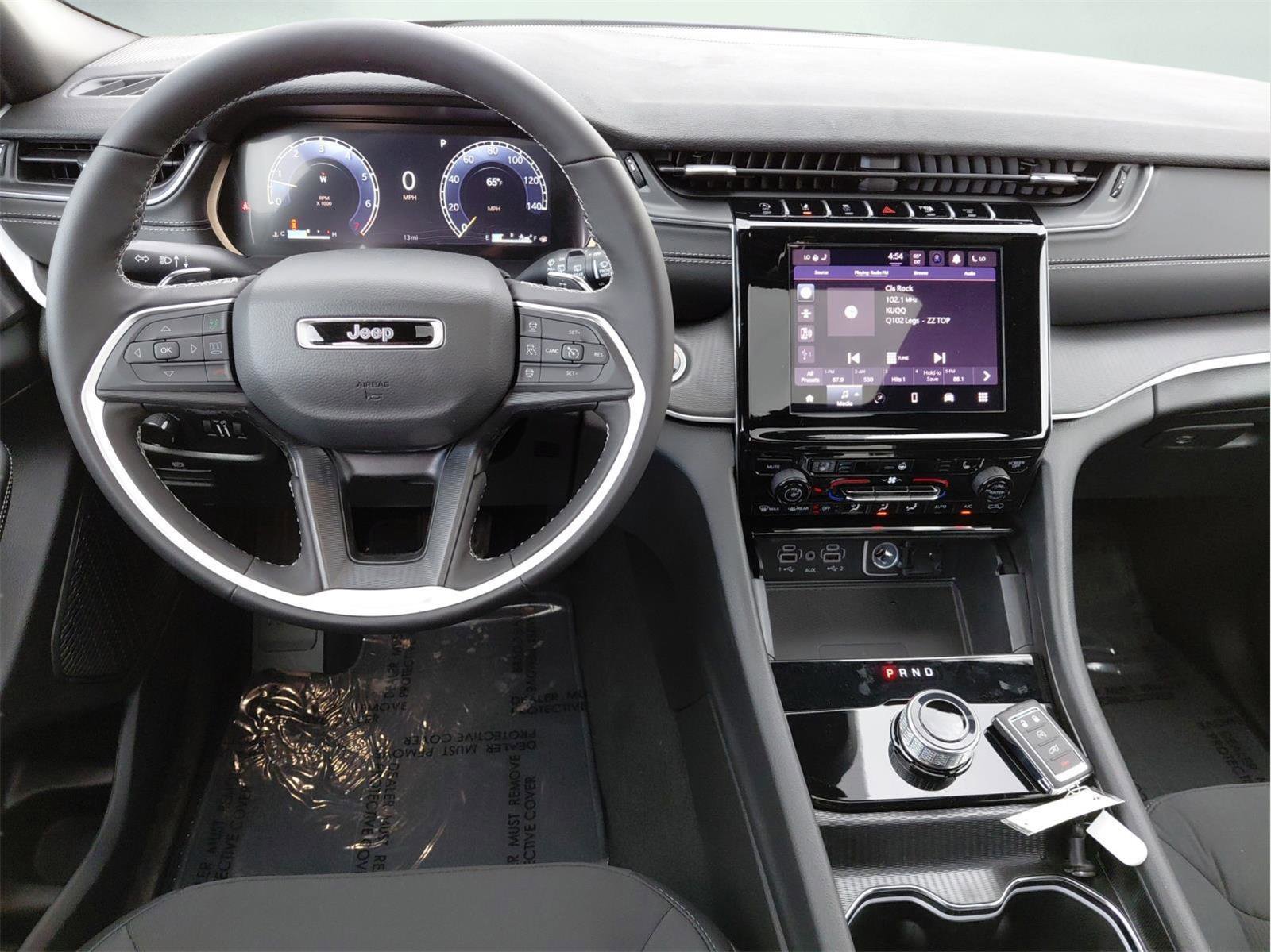 New 2025 Jeep Grand Cherokee L Laredo w/ Luxury Tech Group I AWD/4WD image 12