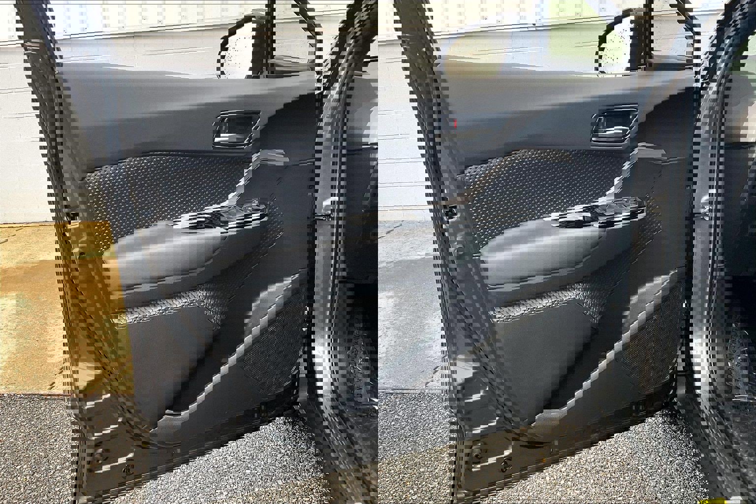 Used 2022 Toyota C-HR Nightshade image 27