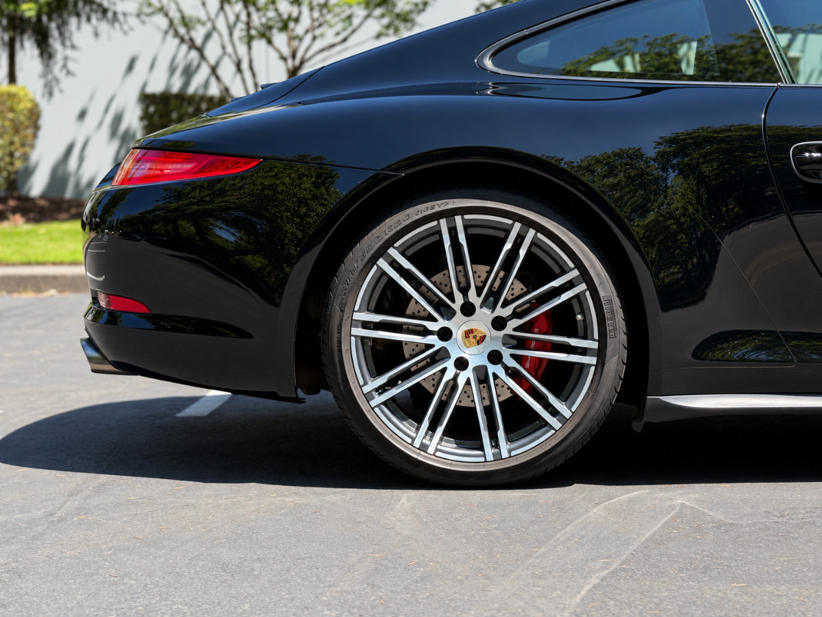 Used 2016 Porsche 911 Carrera RWD image 10
