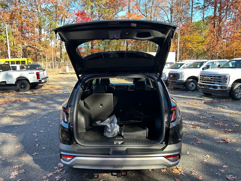 Certified 2025 Hyundai Tucson Limited image 29