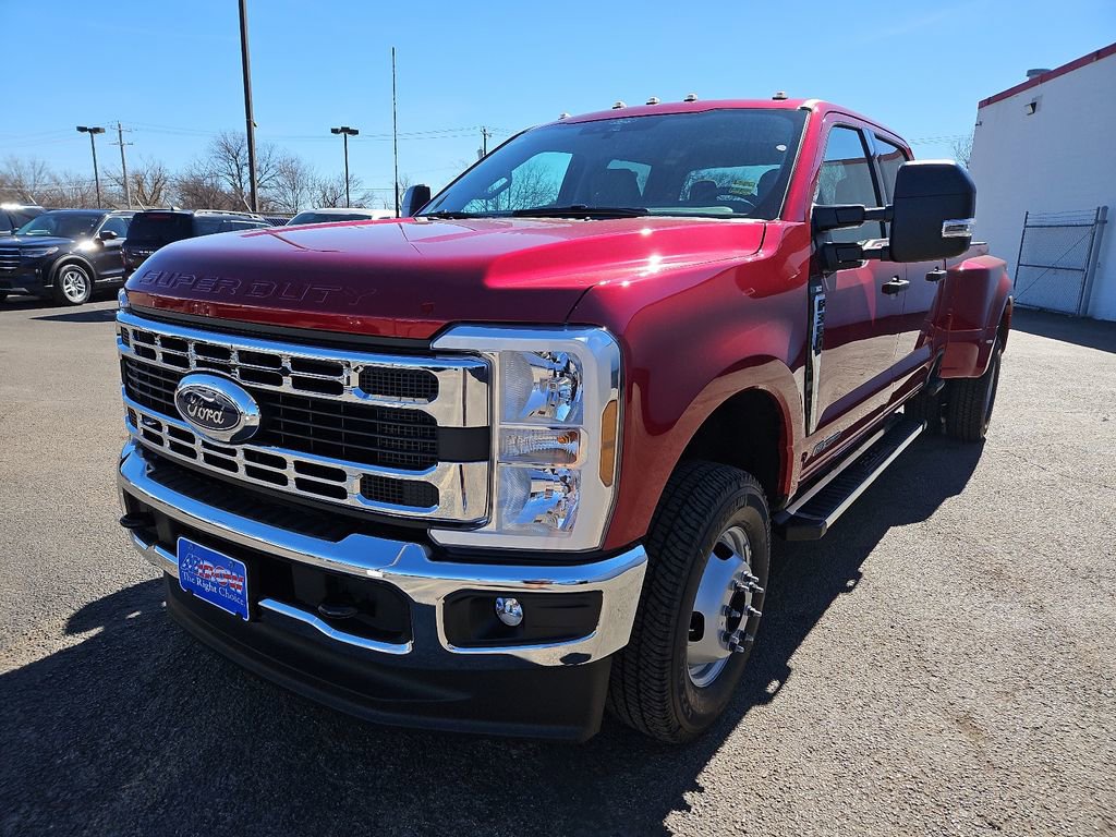 New 2026 Ford F350 XLT w/ FX4 Off-Road Package AWD/4WD image 4