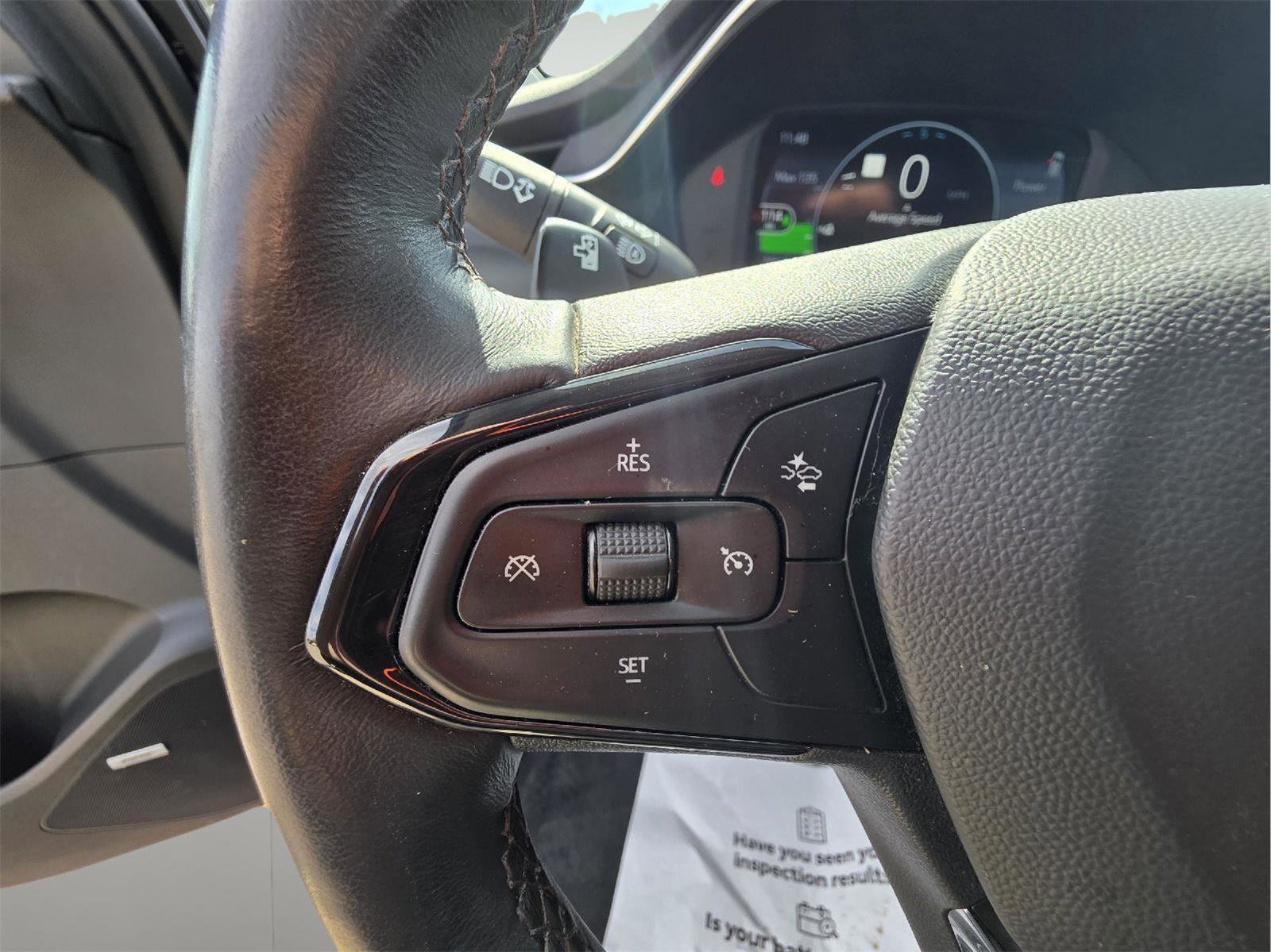 Used 2023 Chevrolet Bolt EUV Premier w/ Sun & Sound Package image 17