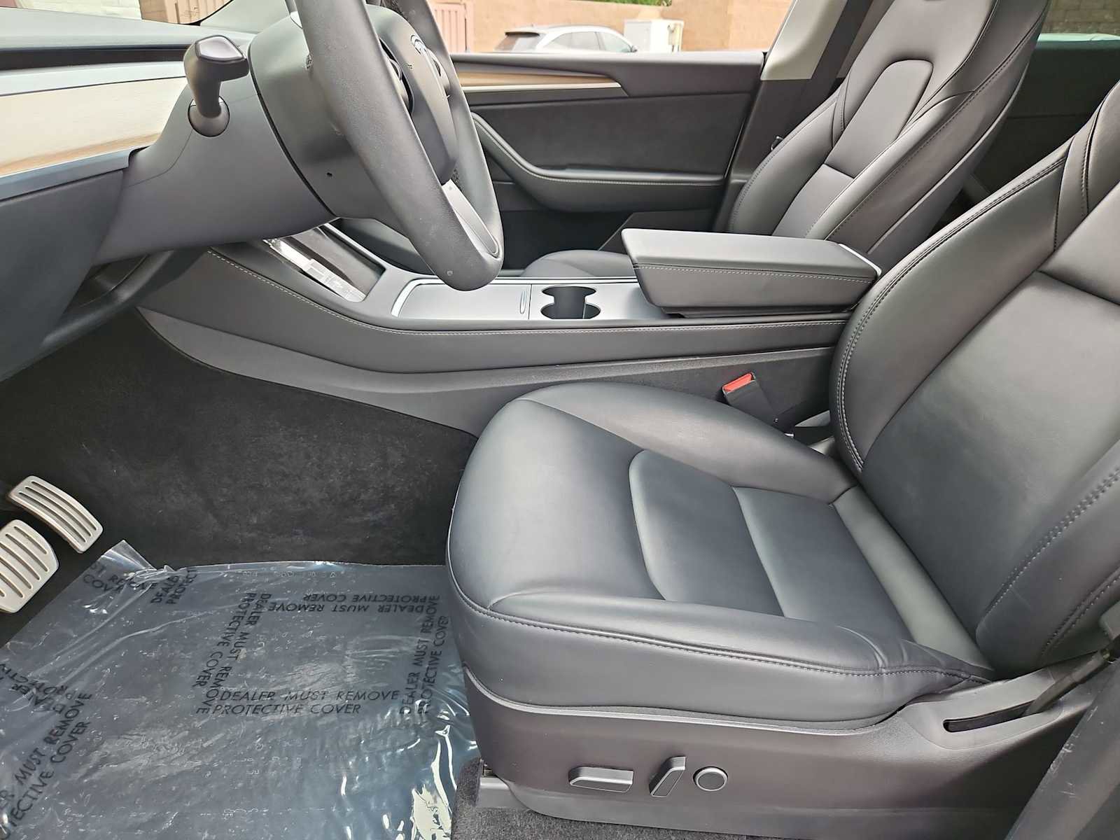 Used 2023 Tesla Model Y Performance image 14