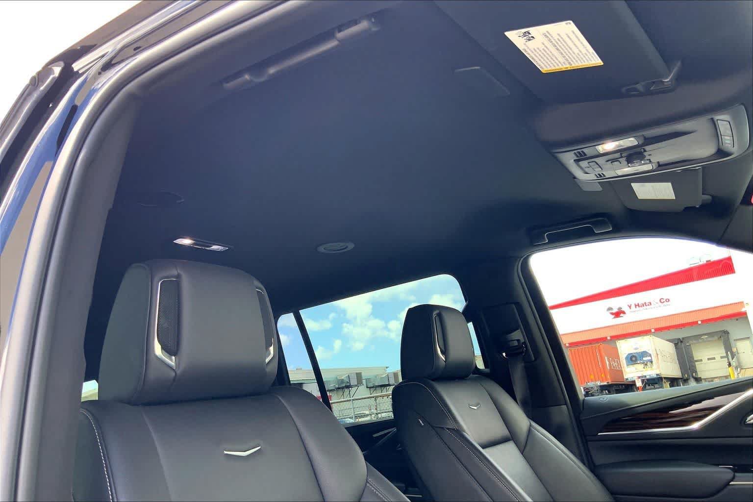 Used 2023 Cadillac Escalade ESV Luxury RWD image 30