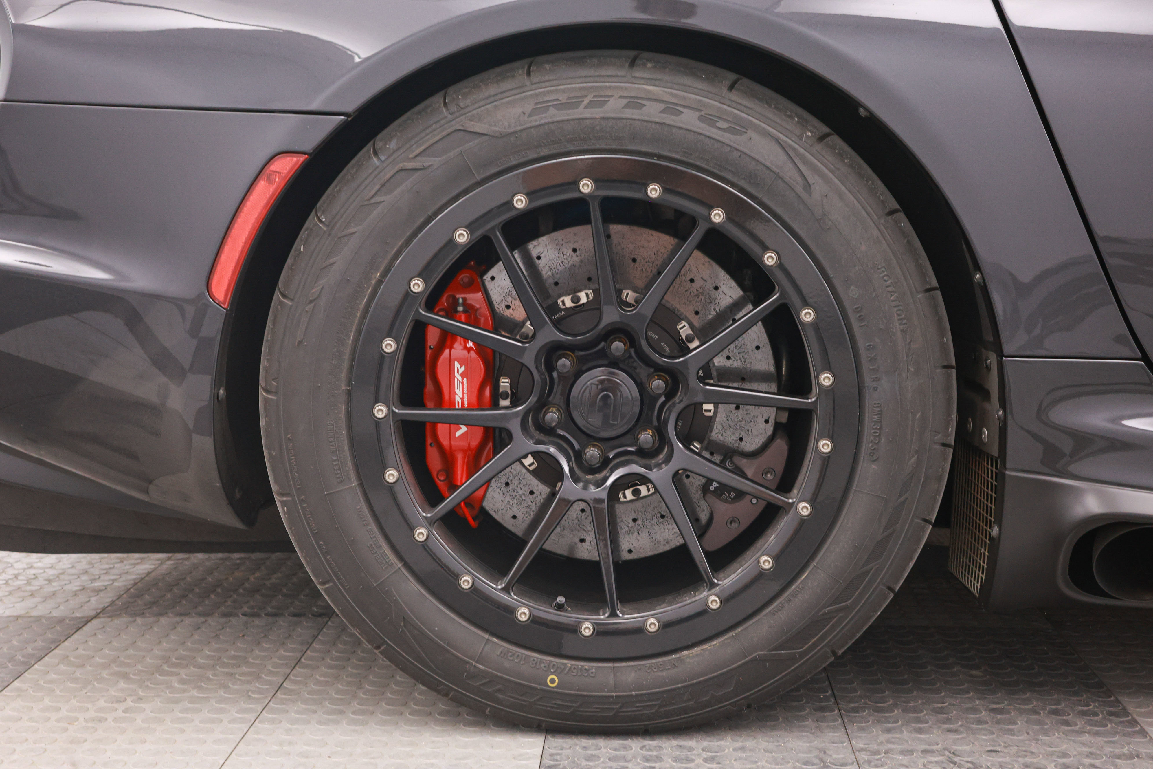 Used 2017 Dodge Viper ACR w/ Extreme Aero Package RWD image 23
