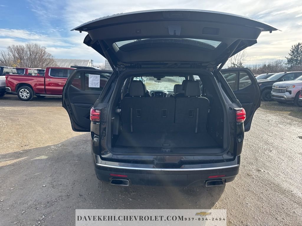 Used 2023 Chevrolet Traverse Premier image 53