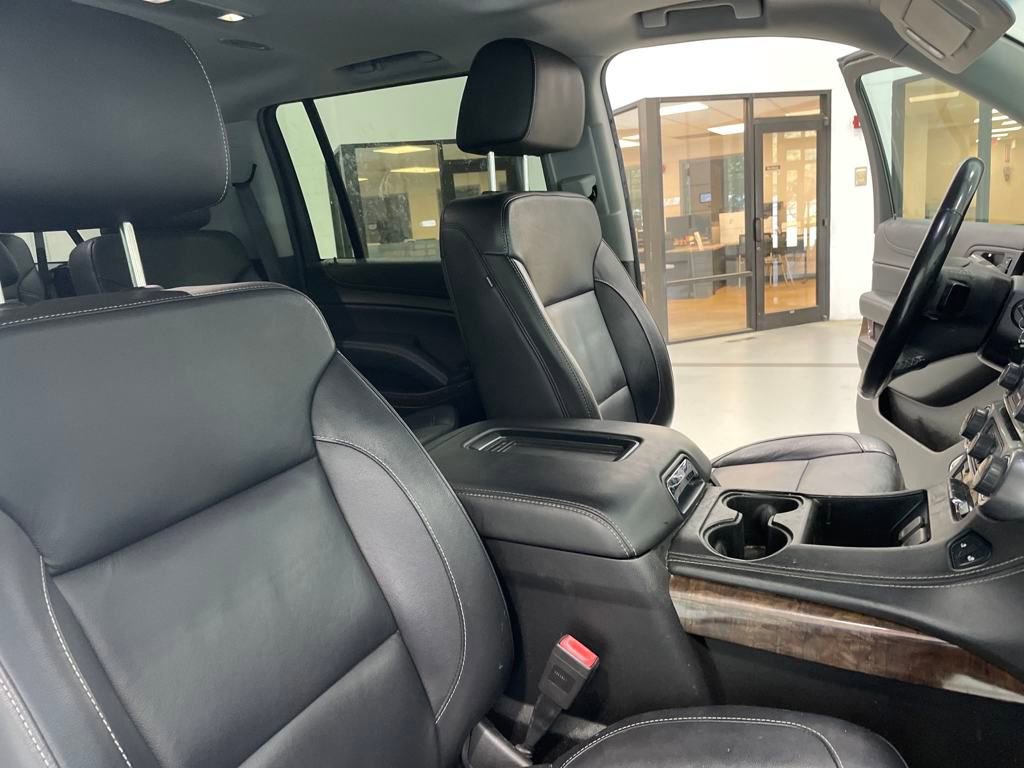 Used 2018 Chevrolet Suburban LT image 14