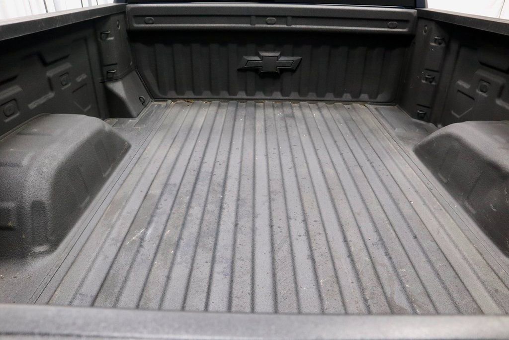 Used 2022 Chevrolet Silverado 1500 Custom AWD/4WD image 13