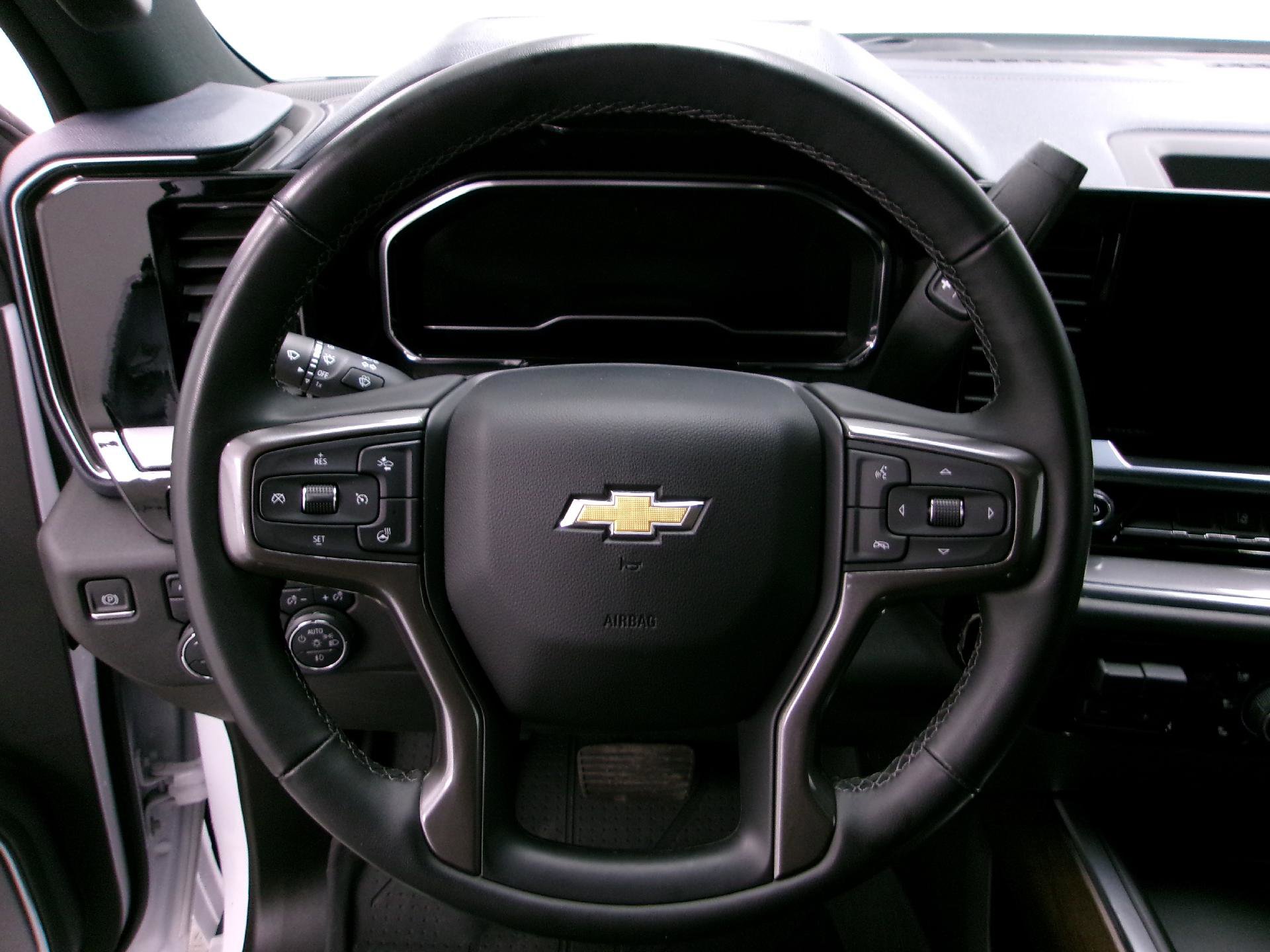 Certified 2024 Chevrolet Silverado 2500 High Country w/ Technology Package image 7