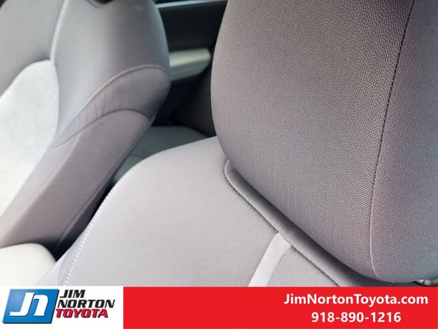 Used 2021 Toyota Camry LE FWD image 15