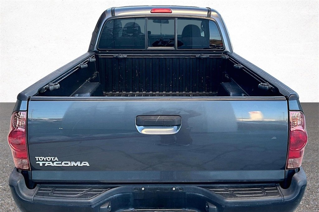 Used 2015 Toyota Tacoma 4x4 Access Cab image 7