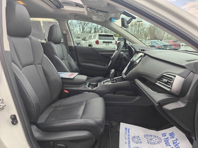 Used 2022 Subaru Outback Limited AWD/4WD image 25