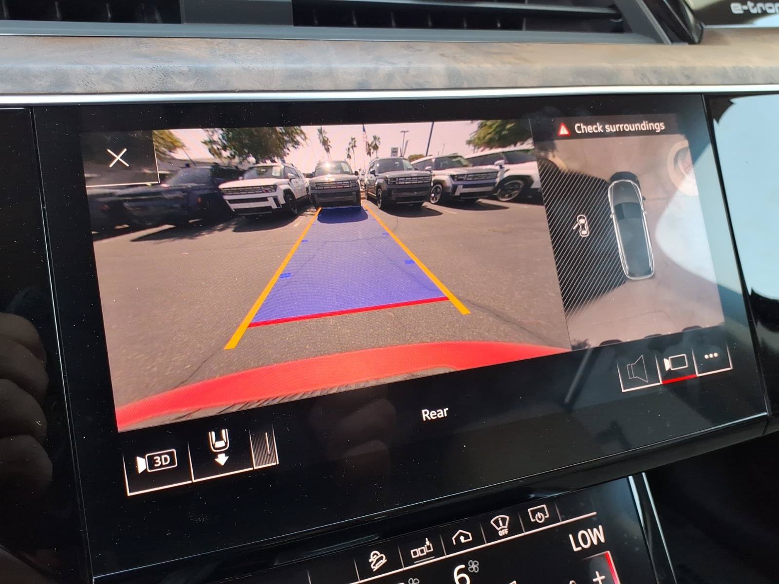 Used 2019 Audi e-tron Prestige AWD/4WD image 22