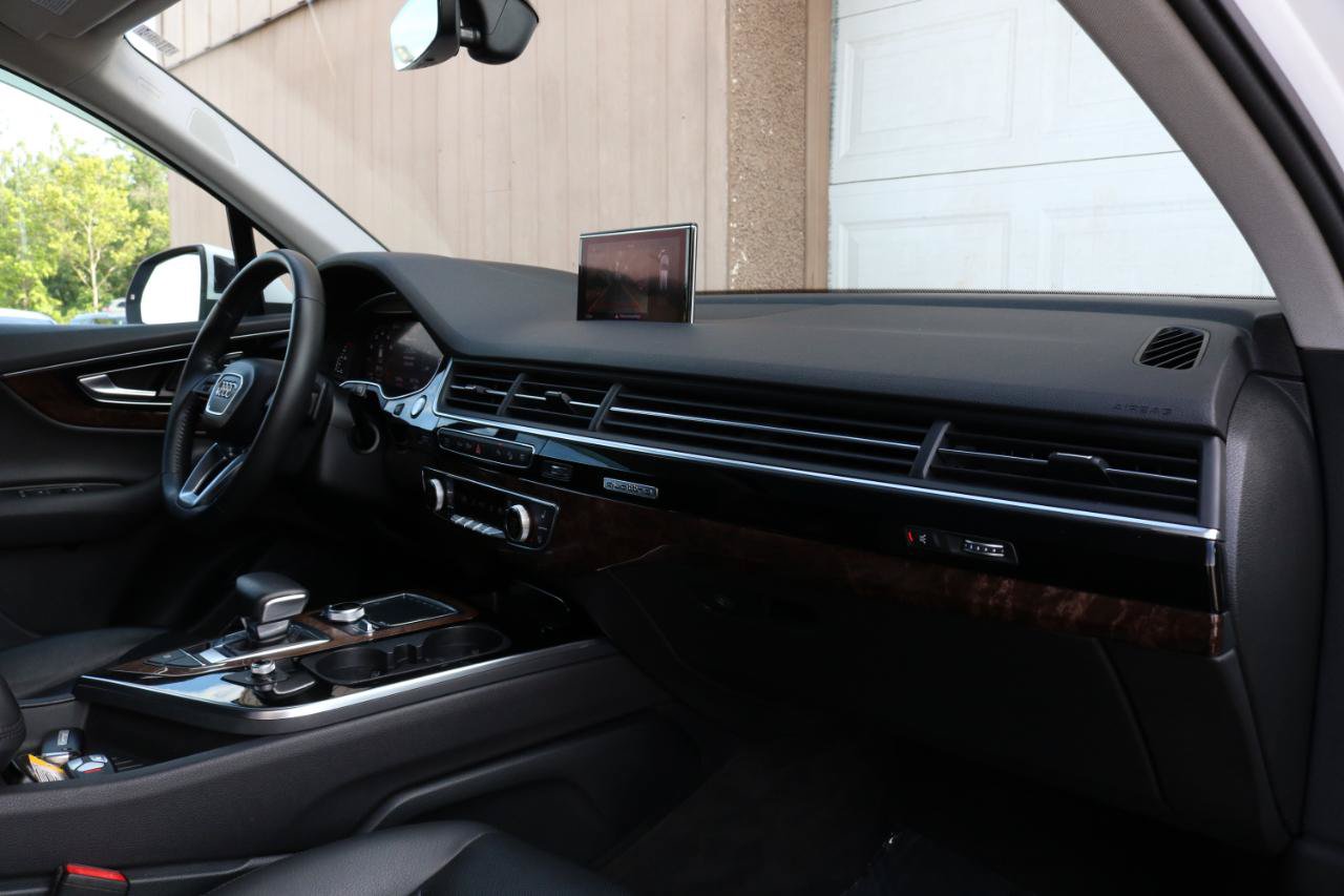 Used 2018 Audi Q7 3.0T Prestige AWD/4WD image 59